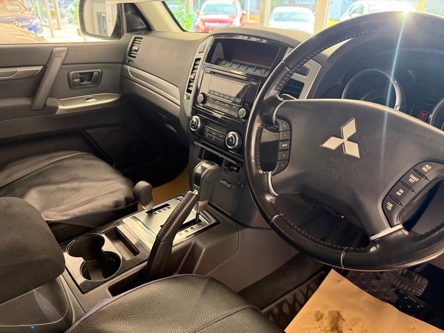 Used Mitsubishi Shogun 2015 for sale - 78162573: Photo 27