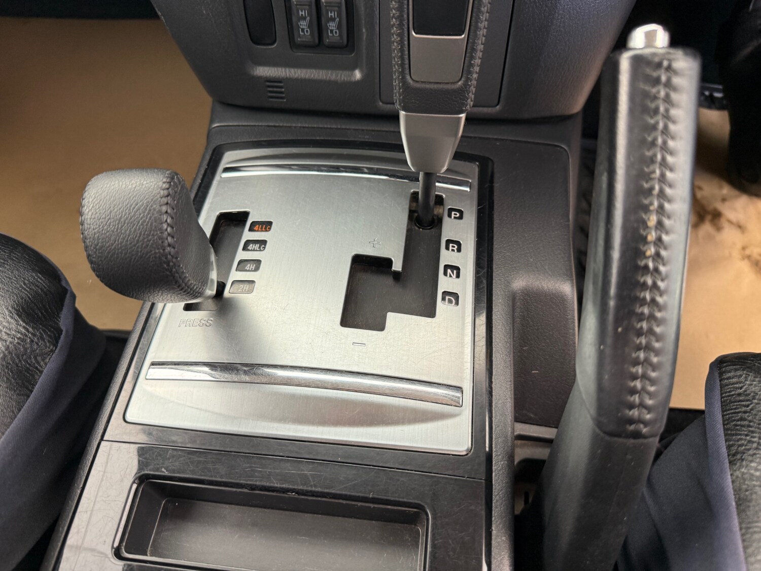 Used Mitsubishi Shogun 2015 for sale - 78162573: Photo 32