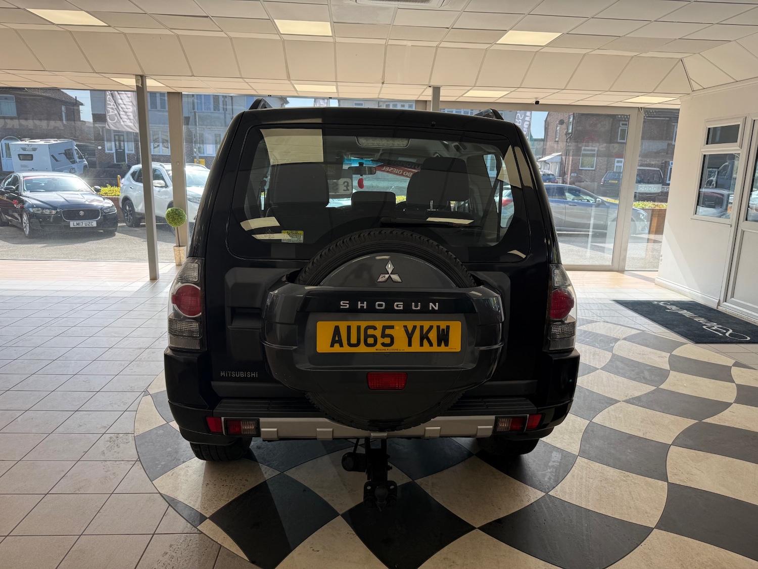 Used Mitsubishi Shogun 2015 for sale - 78162573: Photo 5