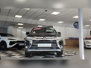 Used Mitsubishi Outlander 2017 for sale - 75470121: Photo