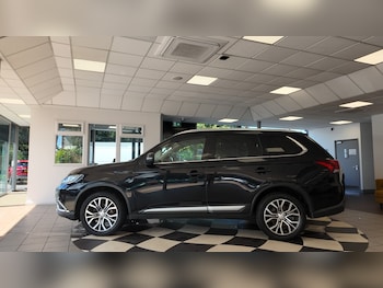 Used Mitsubishi Outlander 2017 for sale - 75470121: Photo