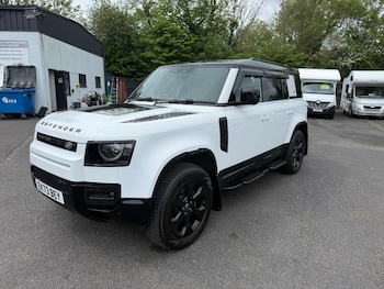 Used Land Rover Defender 2023 for sale - 78654722: Photo