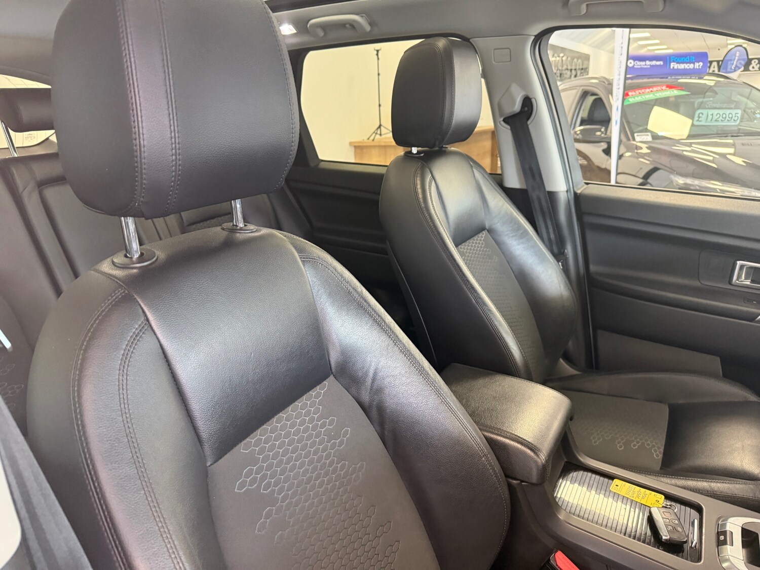 Used Land Rover Discovery Sport 2017 for sale - 78176604: Photo 23