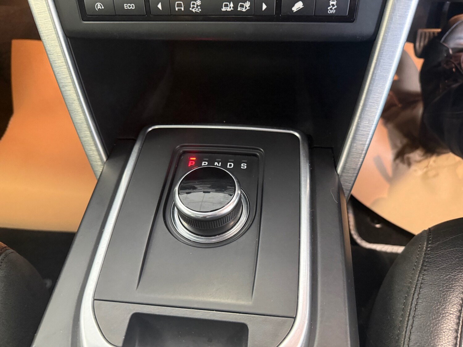 Used Land Rover Discovery Sport 2017 for sale - 78176604: Photo 31