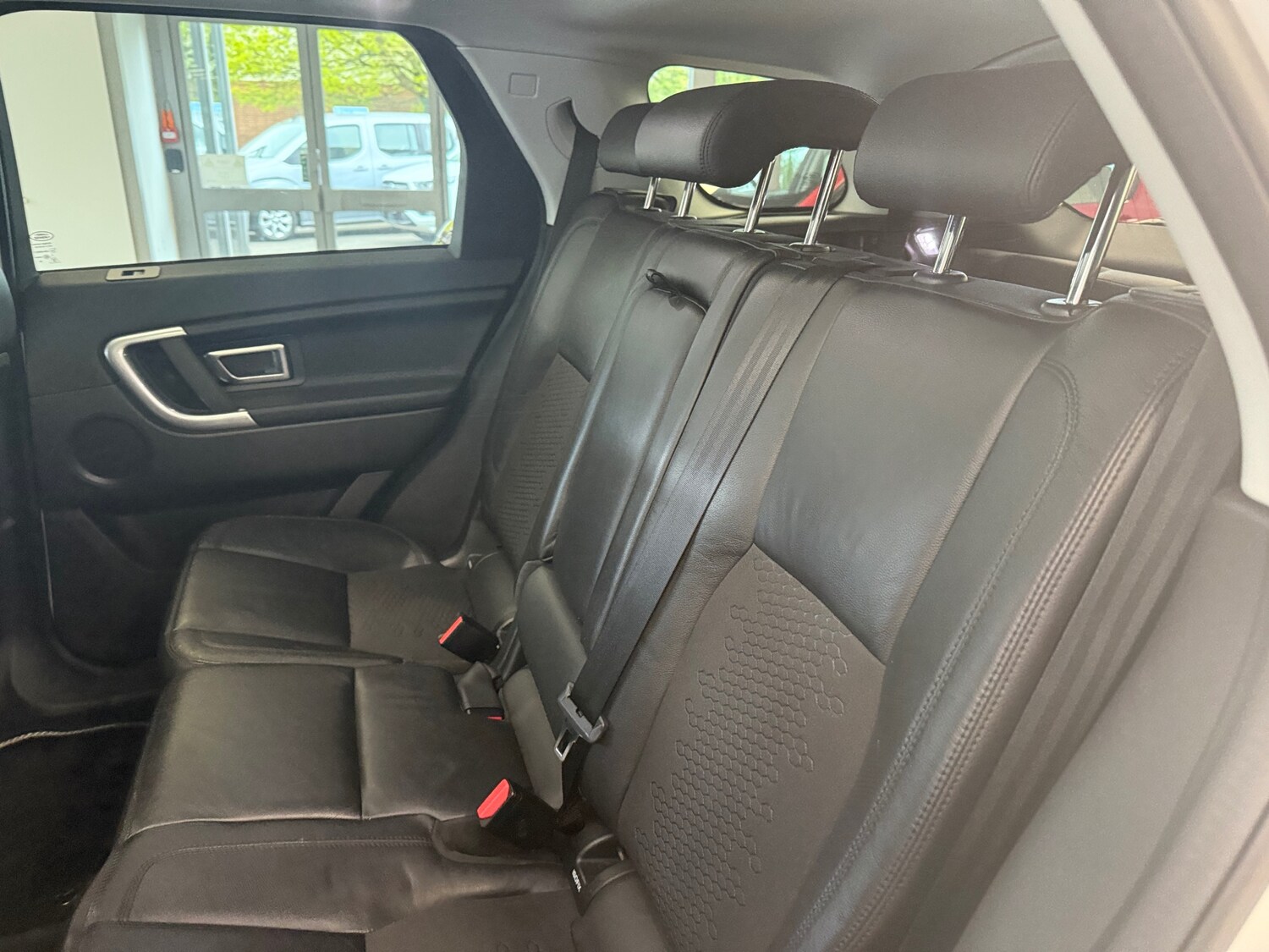 Used Land Rover Discovery Sport 2017 for sale - 78176604: Photo 40