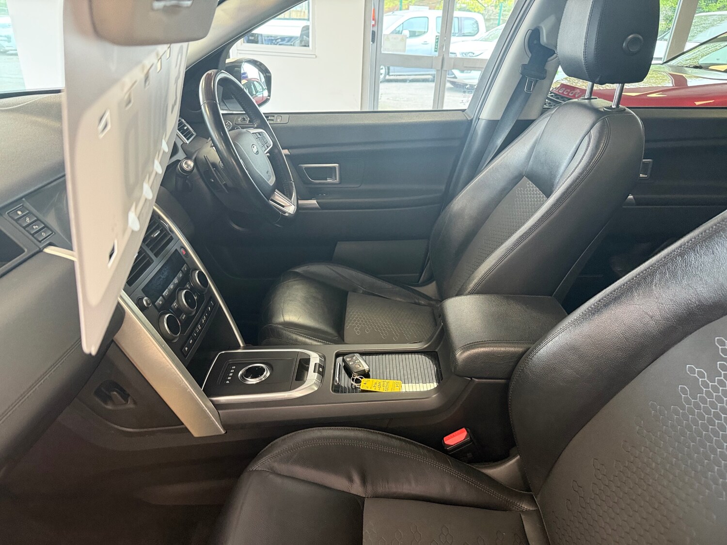 Used Land Rover Discovery Sport 2017 for sale - 78176604: Photo 48