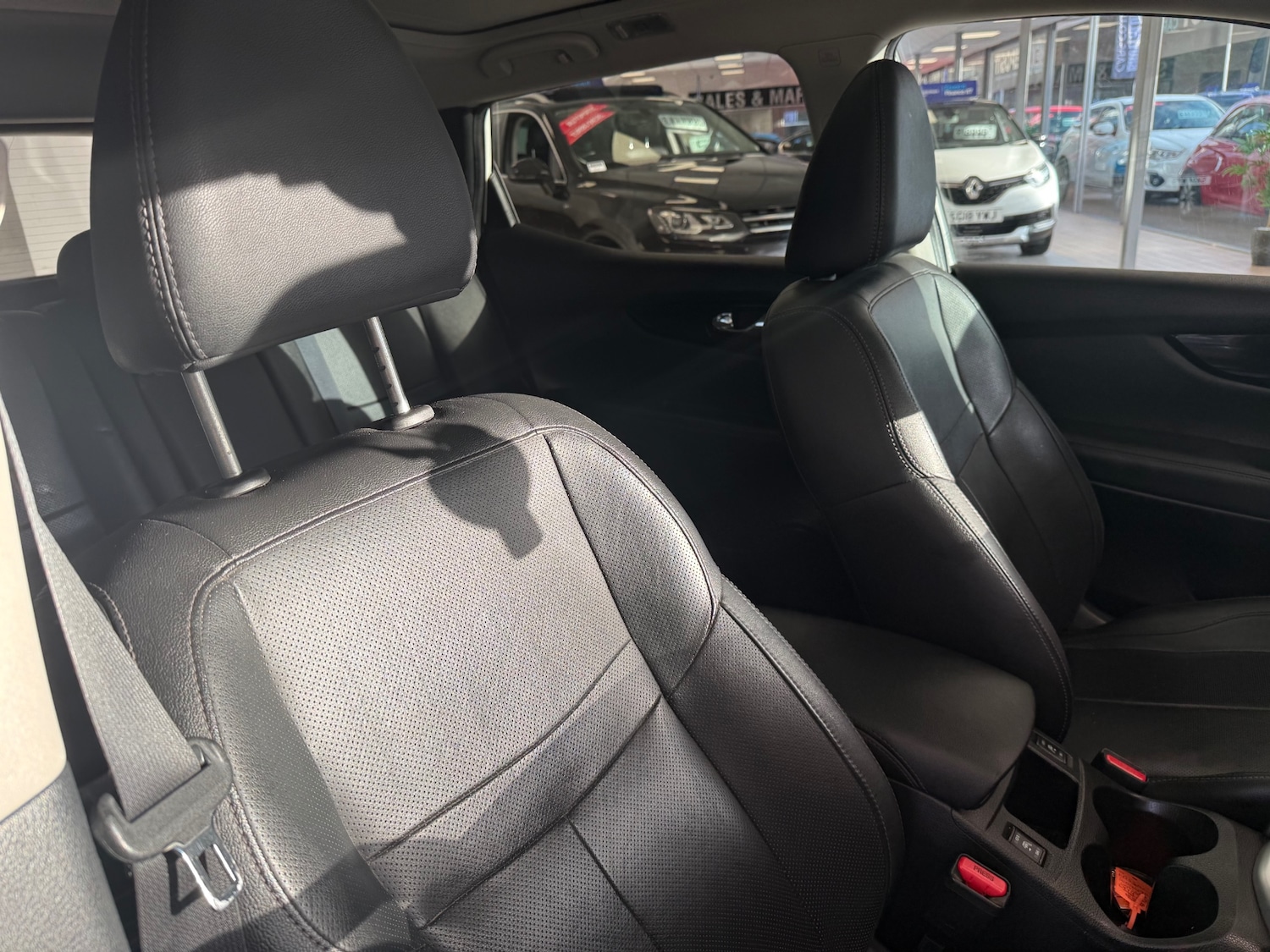 Used Nissan Qashqai 2014 for sale - 76844891: Photo 21