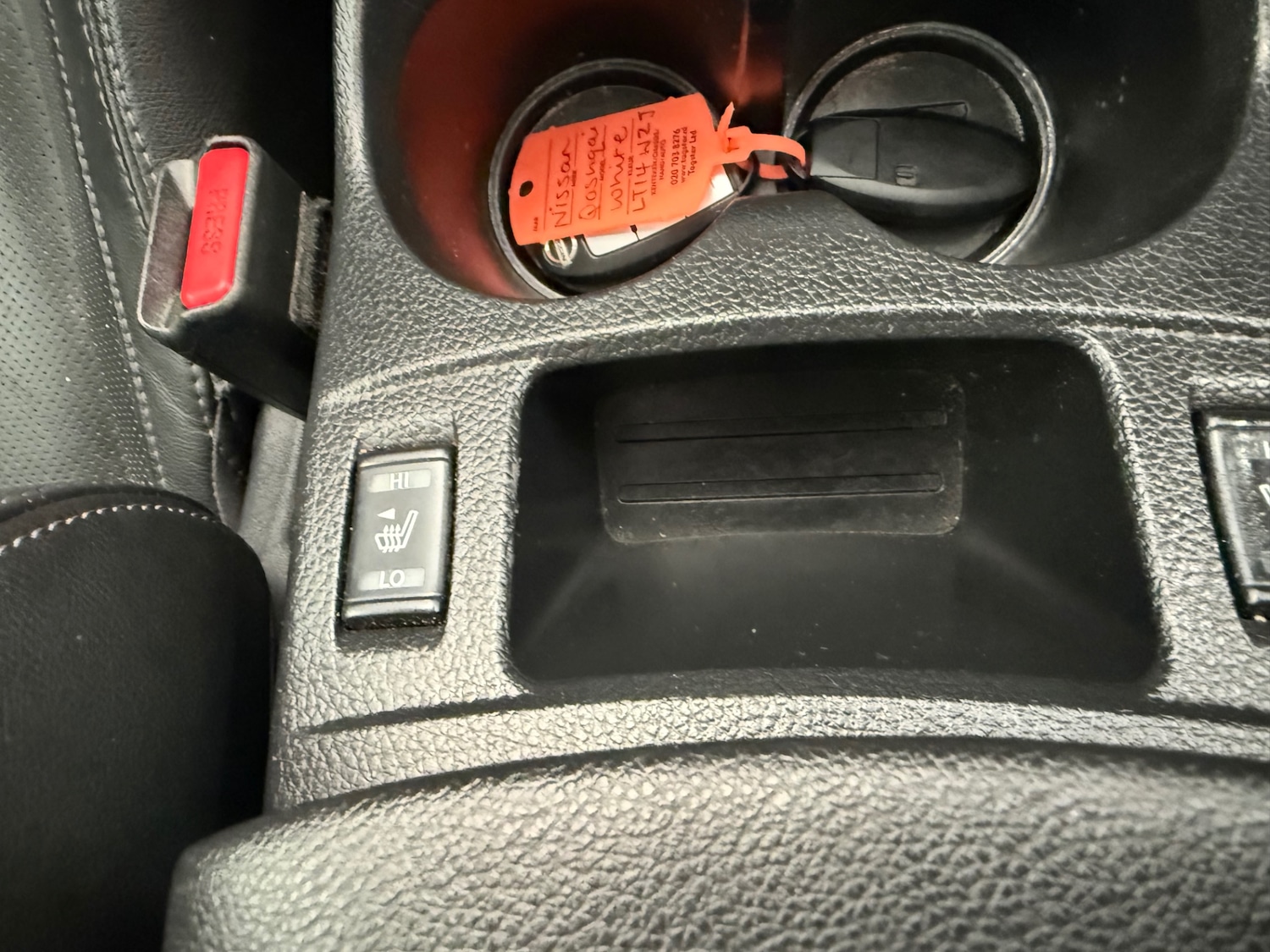 Used Nissan Qashqai 2014 for sale - 76844891: Photo 29