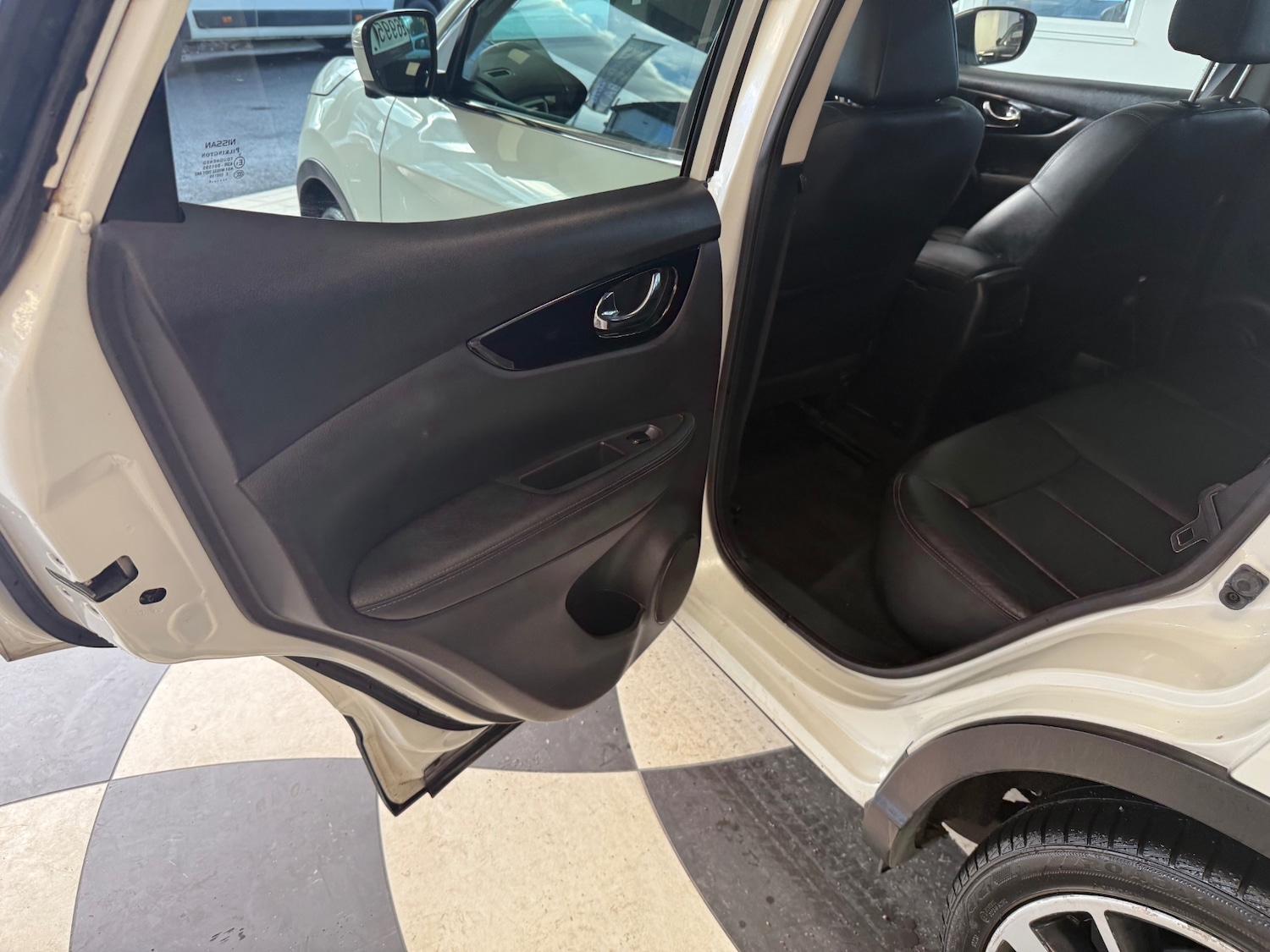 Used Nissan Qashqai 2014 for sale - 76844891: Photo 45