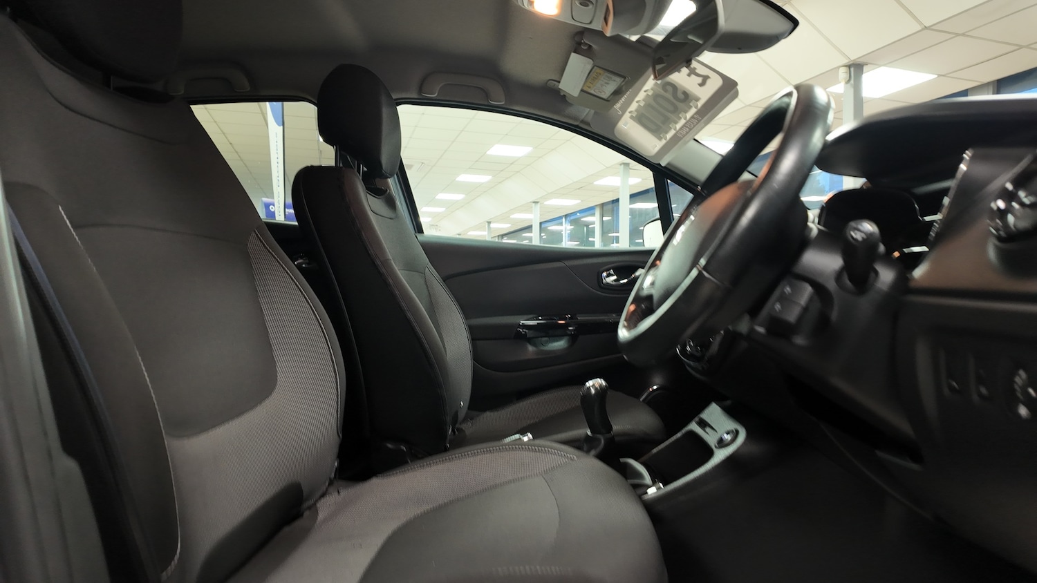 Used Renault Captur 2017 for sale - 77504604: Photo 12