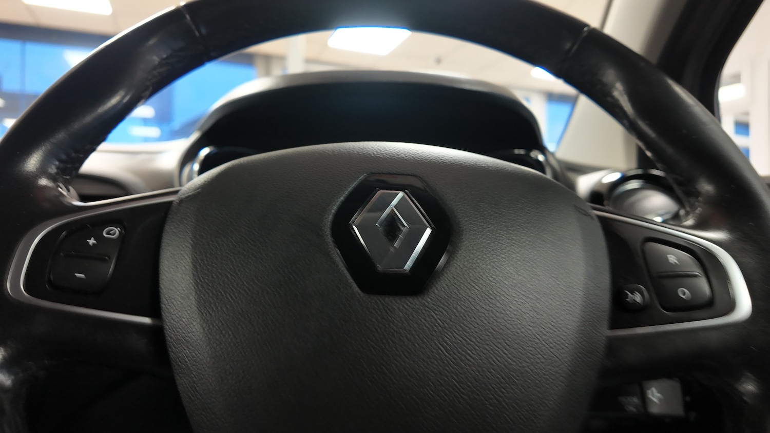 Used Renault Captur 2017 for sale - 77504604: Photo 15