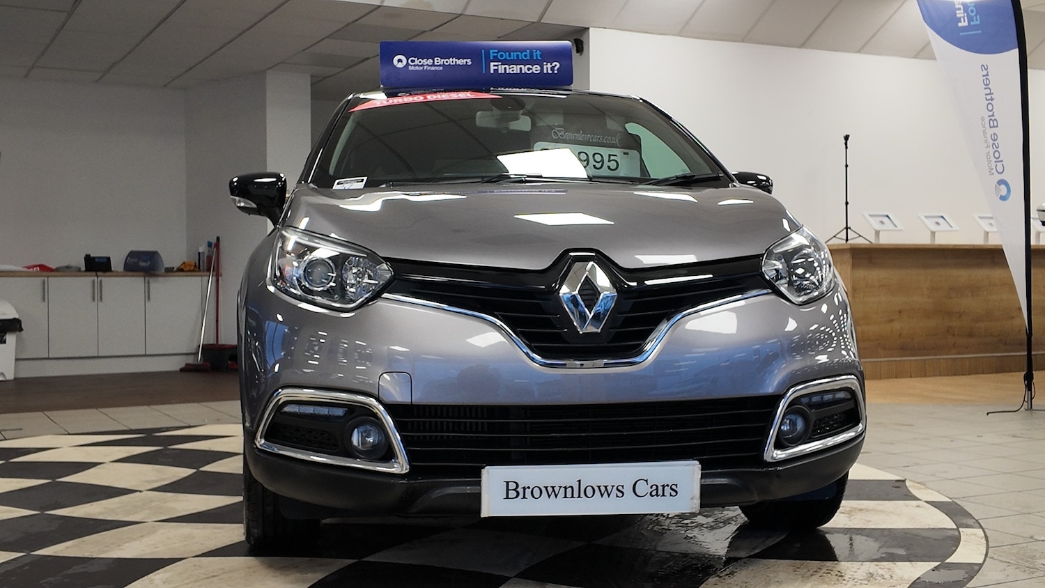 Used Renault Captur 2017 for sale - 77504604: Photo 2