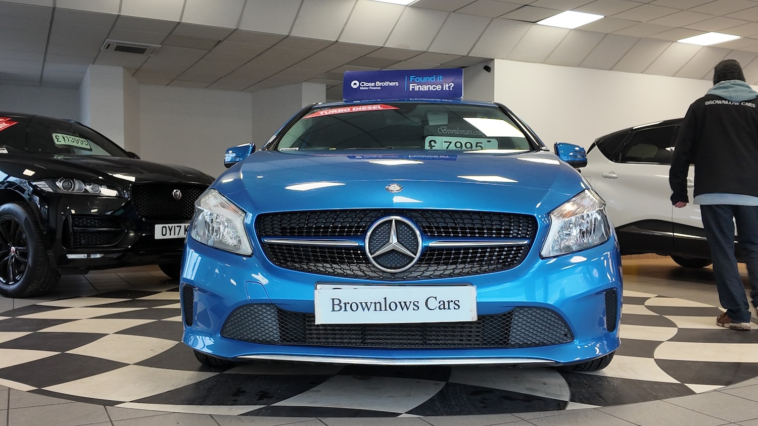 Used Mercedes-Benz A-Class 2016 for sale - 76706657: Photo 2