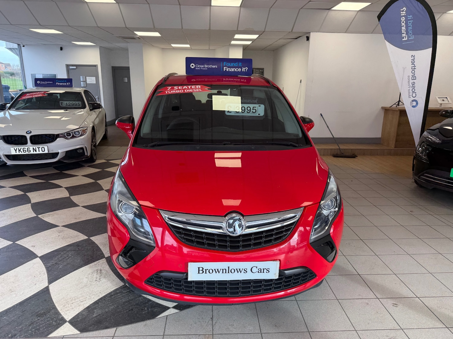 Used Vauxhall Zafira 2014 for sale - 77900862: Photo 2