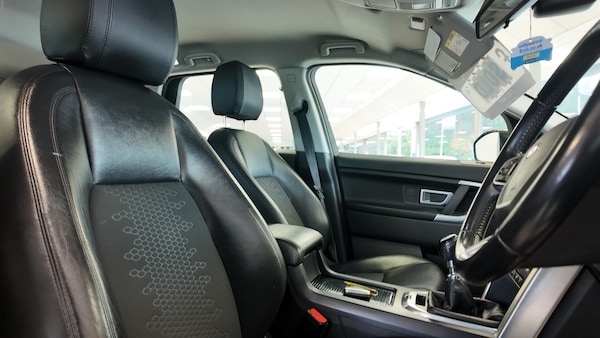 Used Land Rover Discovery Sport 2016 for sale - 76274260: Photo 12