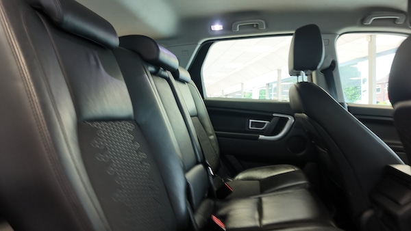 Used Land Rover Discovery Sport 2016 for sale - 76274260: Photo 23