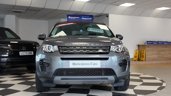 Used Land Rover Discovery Sport 2016 for sale - 76274260: Photo 2