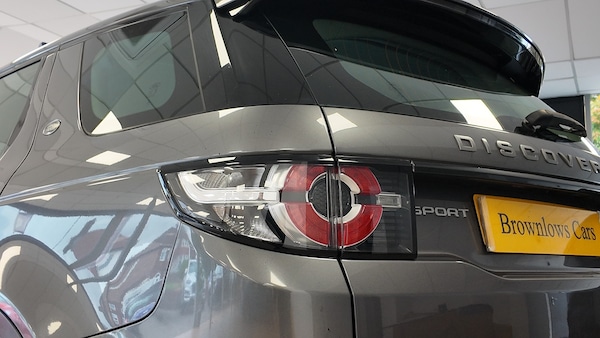 Used Land Rover Discovery Sport 2016 for sale - 76274260: Photo 31
