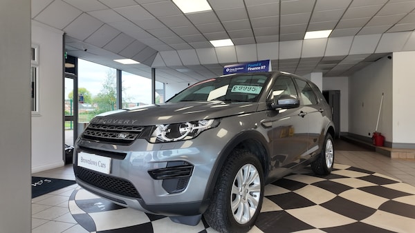 Used Land Rover Discovery Sport 2016 for sale - 76274260: Photo 3