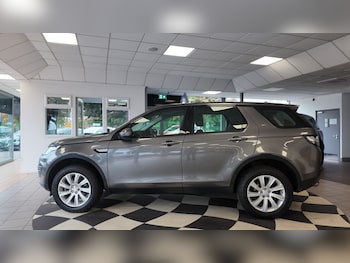 Used Land Rover Discovery Sport 2016 for sale - 76274260: Photo 4