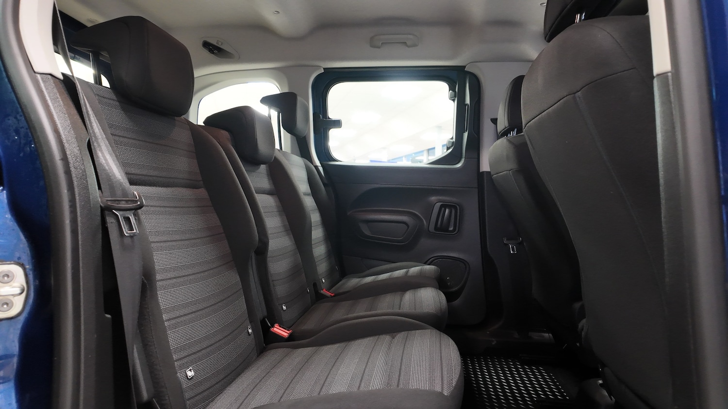 Used Vauxhall Combo Life 2020 for sale - 76494230: Photo 23