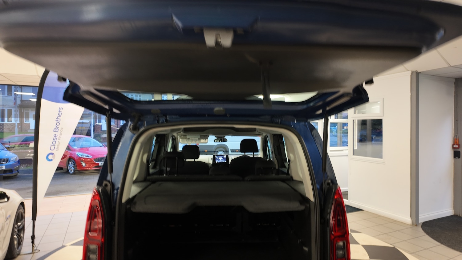 Used Vauxhall Combo Life 2020 for sale - 76494230: Photo 31