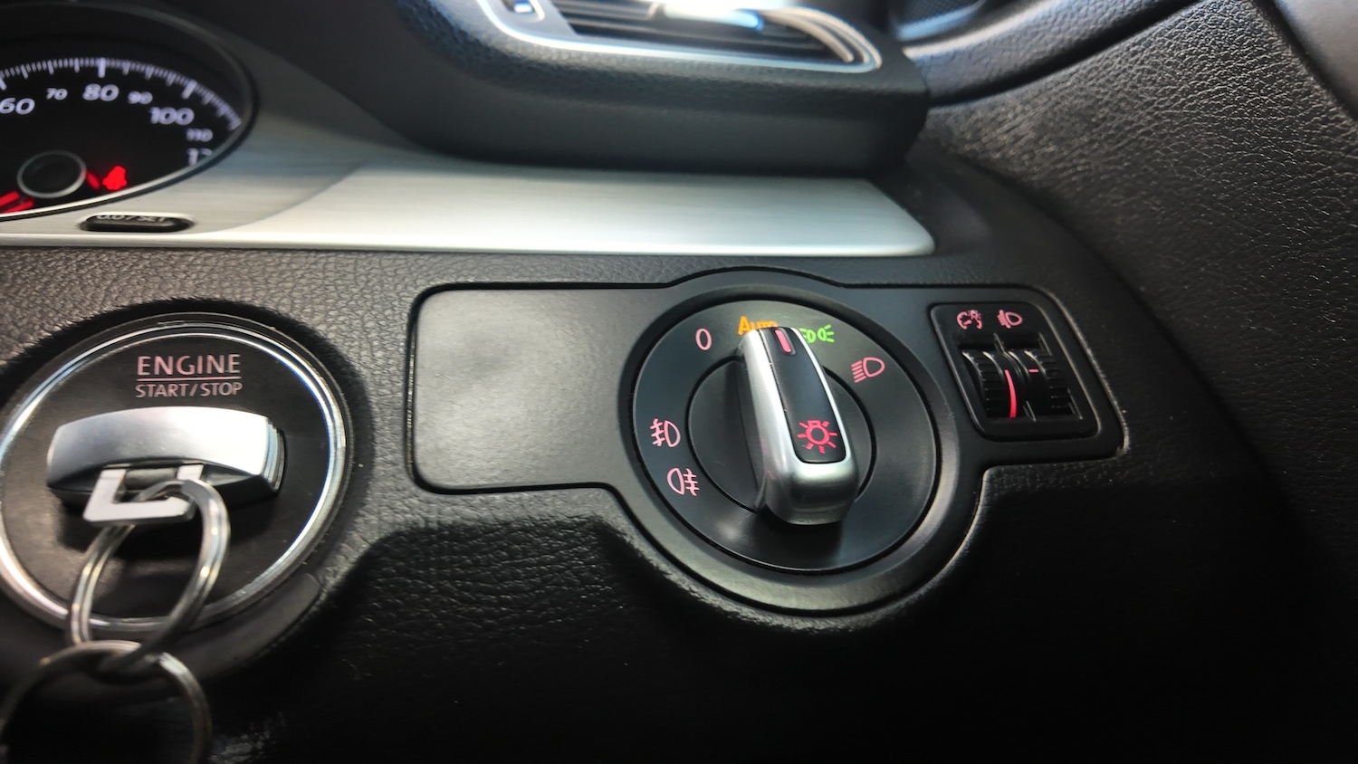 Used Volkswagen Passat 2014 for sale - 76891665: Photo 23