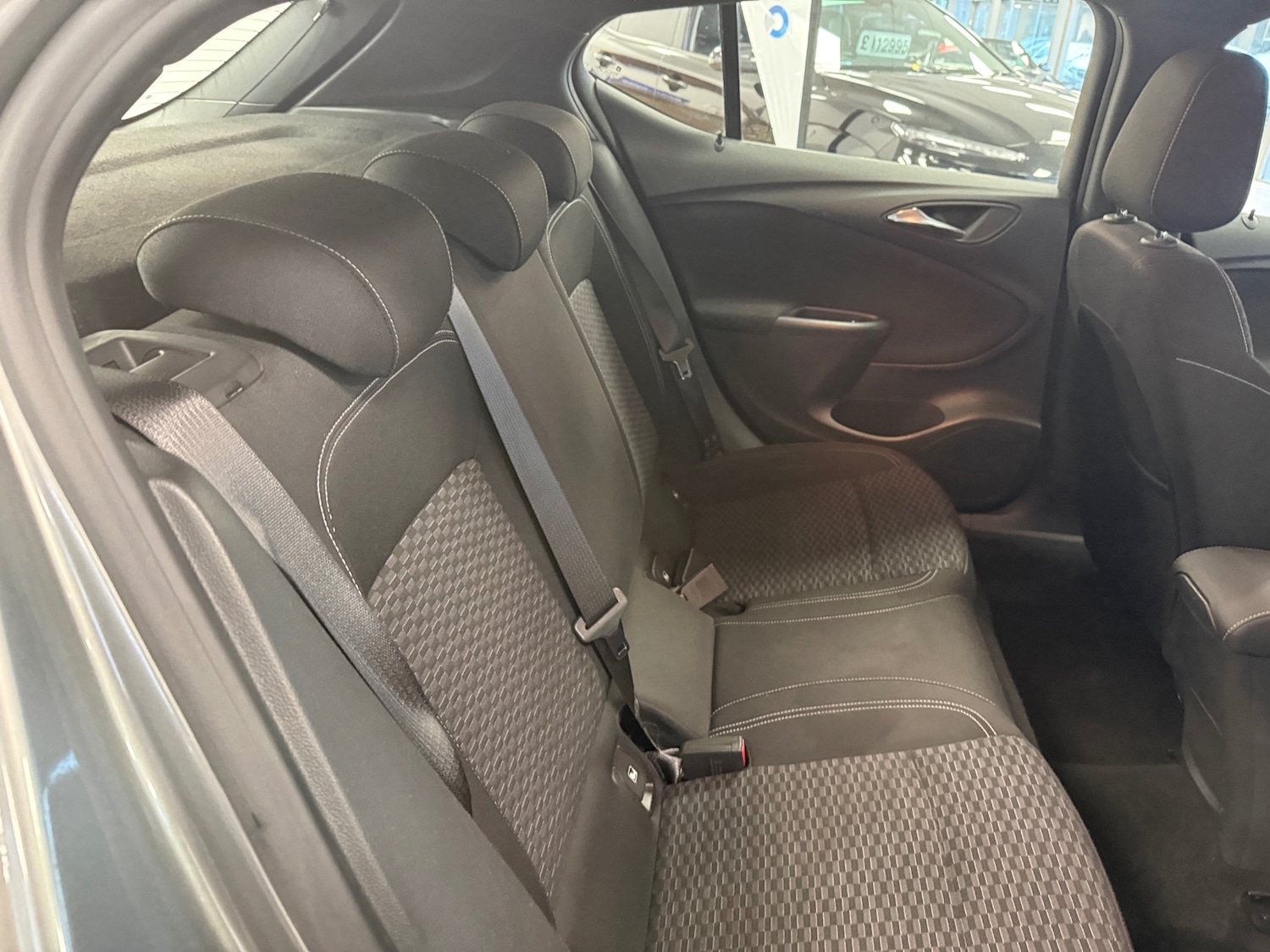 Used Vauxhall Astra 2017 for sale - 77778216: Photo 31