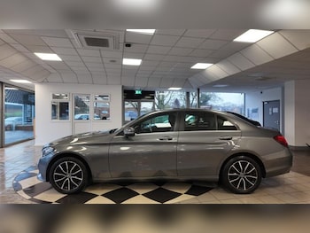 Used Mercedes-Benz C Class 2018 for sale - 79342520: Photo