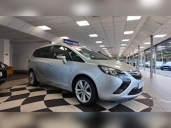 2016 (16) - 1.6 CDTi ecoFLEX SRi 5dr 7 SEATER 16 PLATE