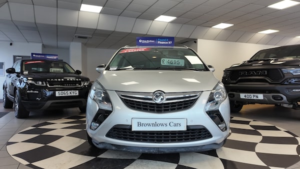 Used Vauxhall Zafira 2016 for sale - 76329944: Photo 2