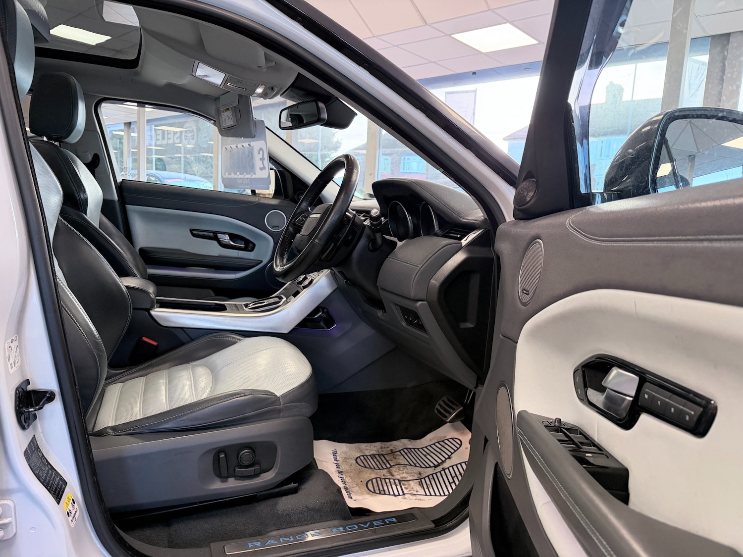 Used Land Rover Range Rover Evoque 2016 for sale - 77206857: Photo 12