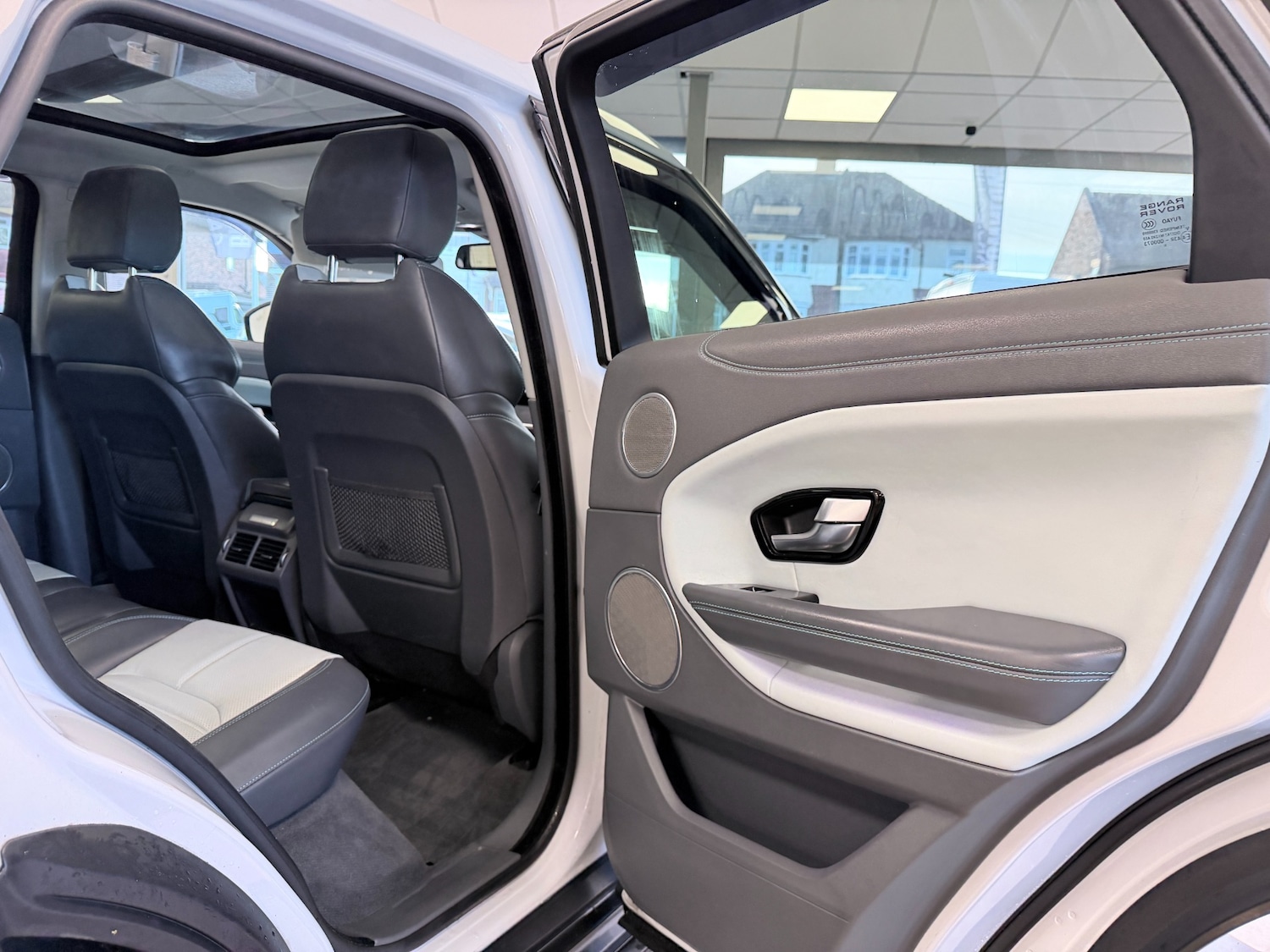 Used Land Rover Range Rover Evoque 2016 for sale - 77206857: Photo 33