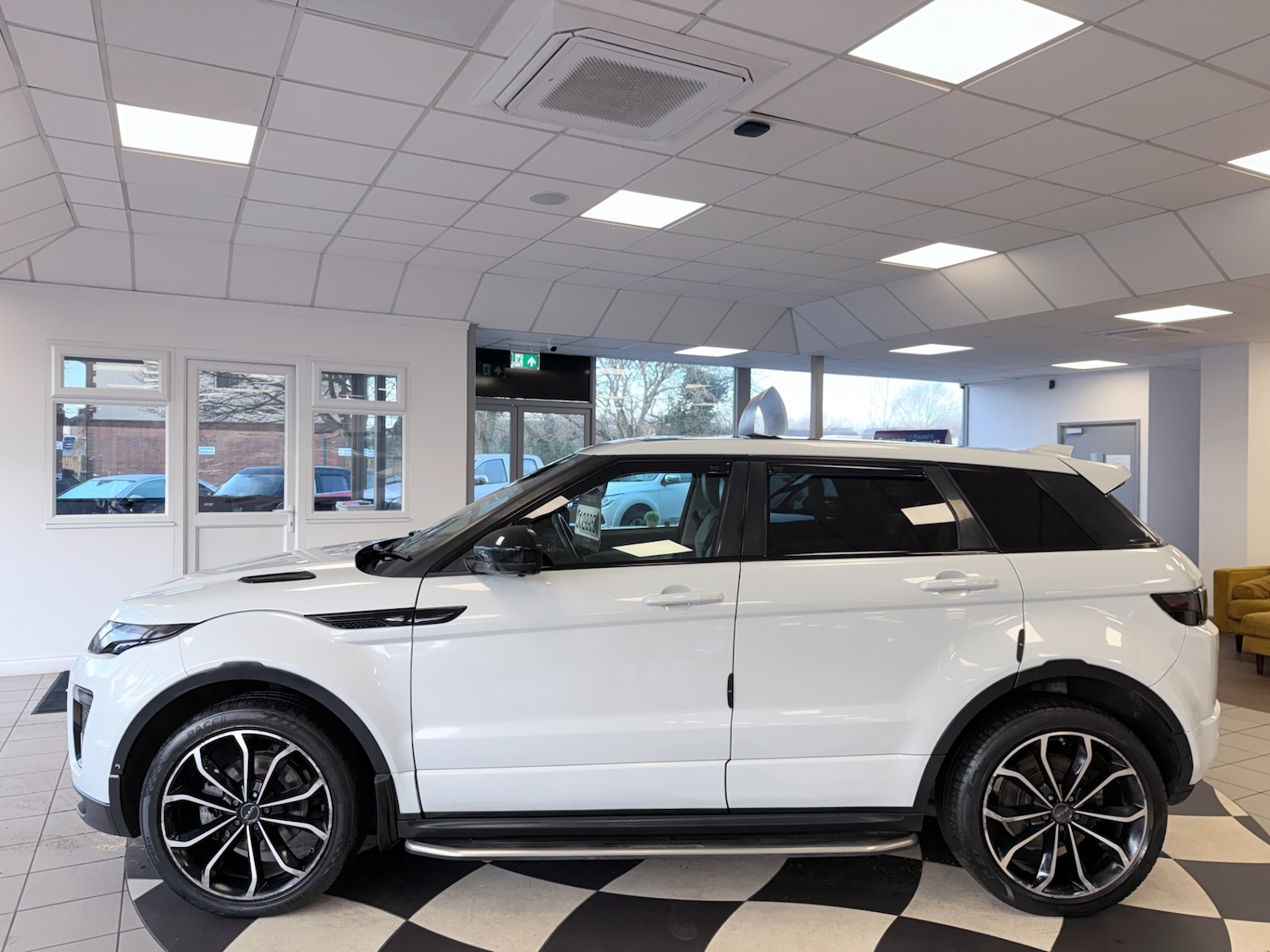 Used Land Rover Range Rover Evoque 2016 for sale - 77206857: Photo 5