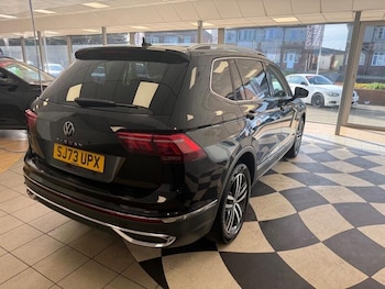 Used Volkswagen Tiguan Allspace 2023 for sale - 79342543: Photo