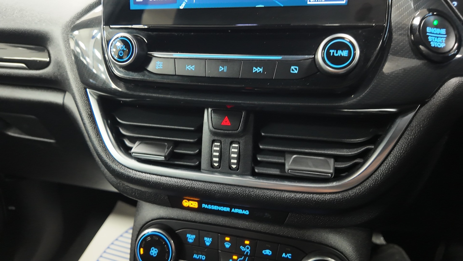 Used Ford Fiesta 2018 for sale - 76393790: Photo 17