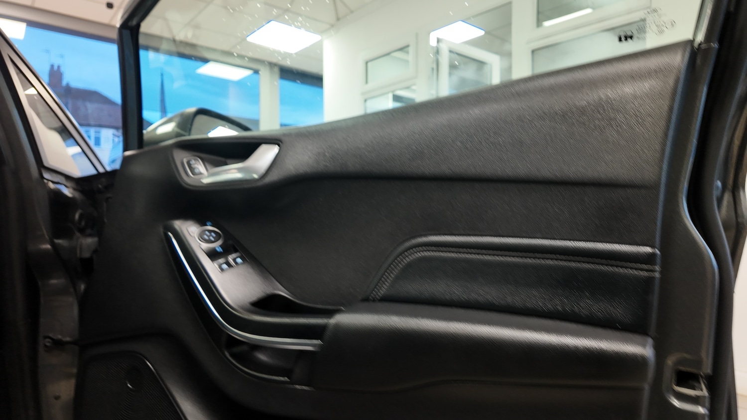 Used Ford Fiesta 2018 for sale - 76393790: Photo 21