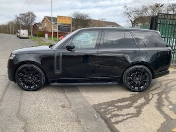 Used Land Rover Range Rover 2023 for sale - 75994683: Photo