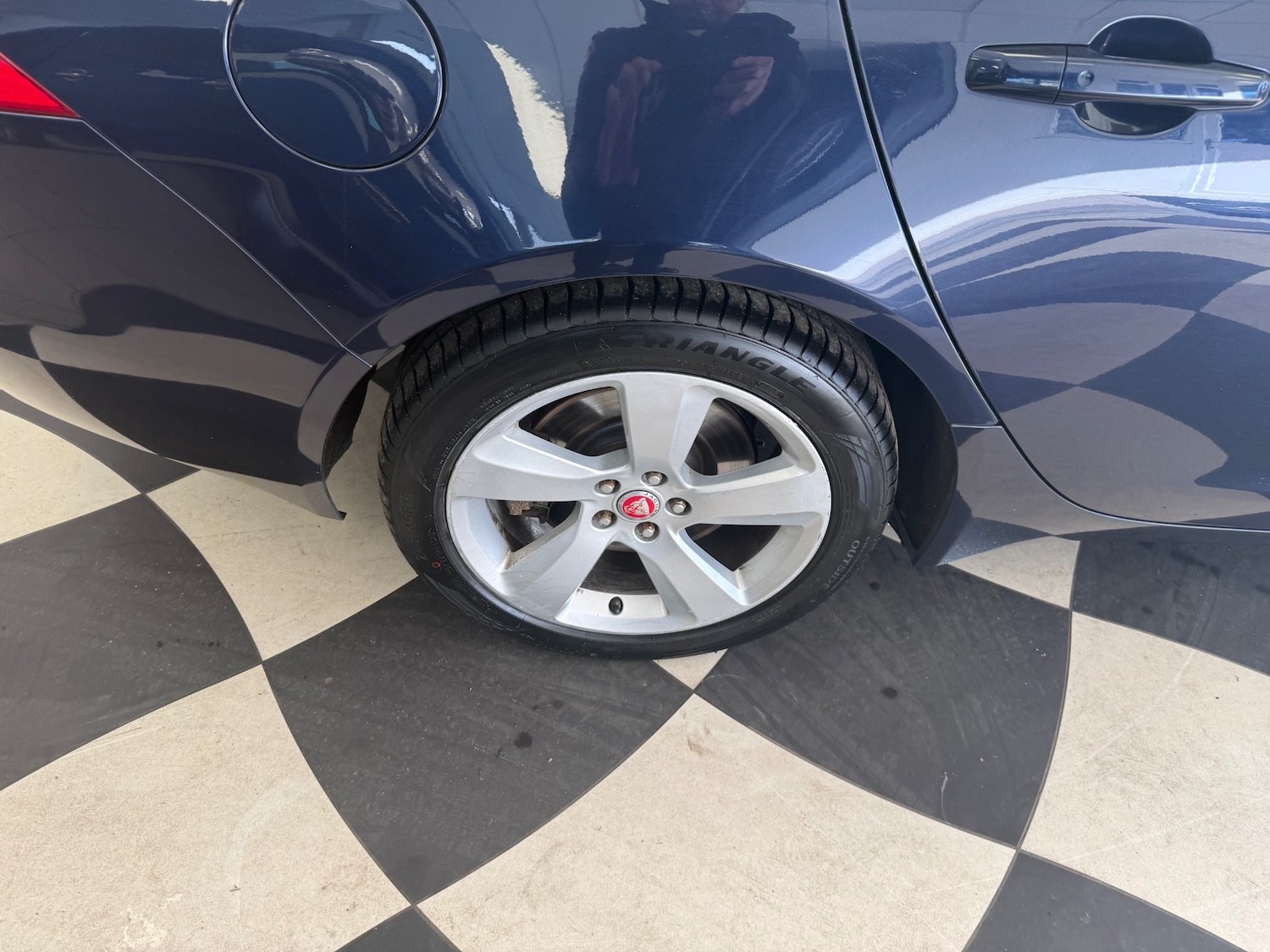 Used Jaguar XF 2017 for sale - 77829904: Photo 10