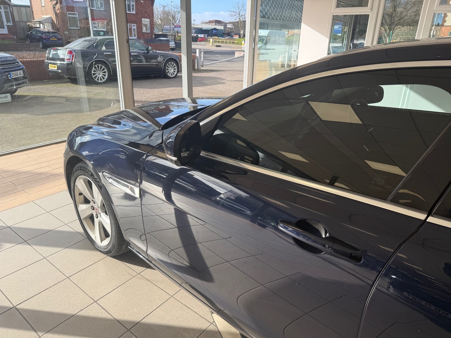 Used Jaguar XF 2017 for sale - 77829904: Photo 17