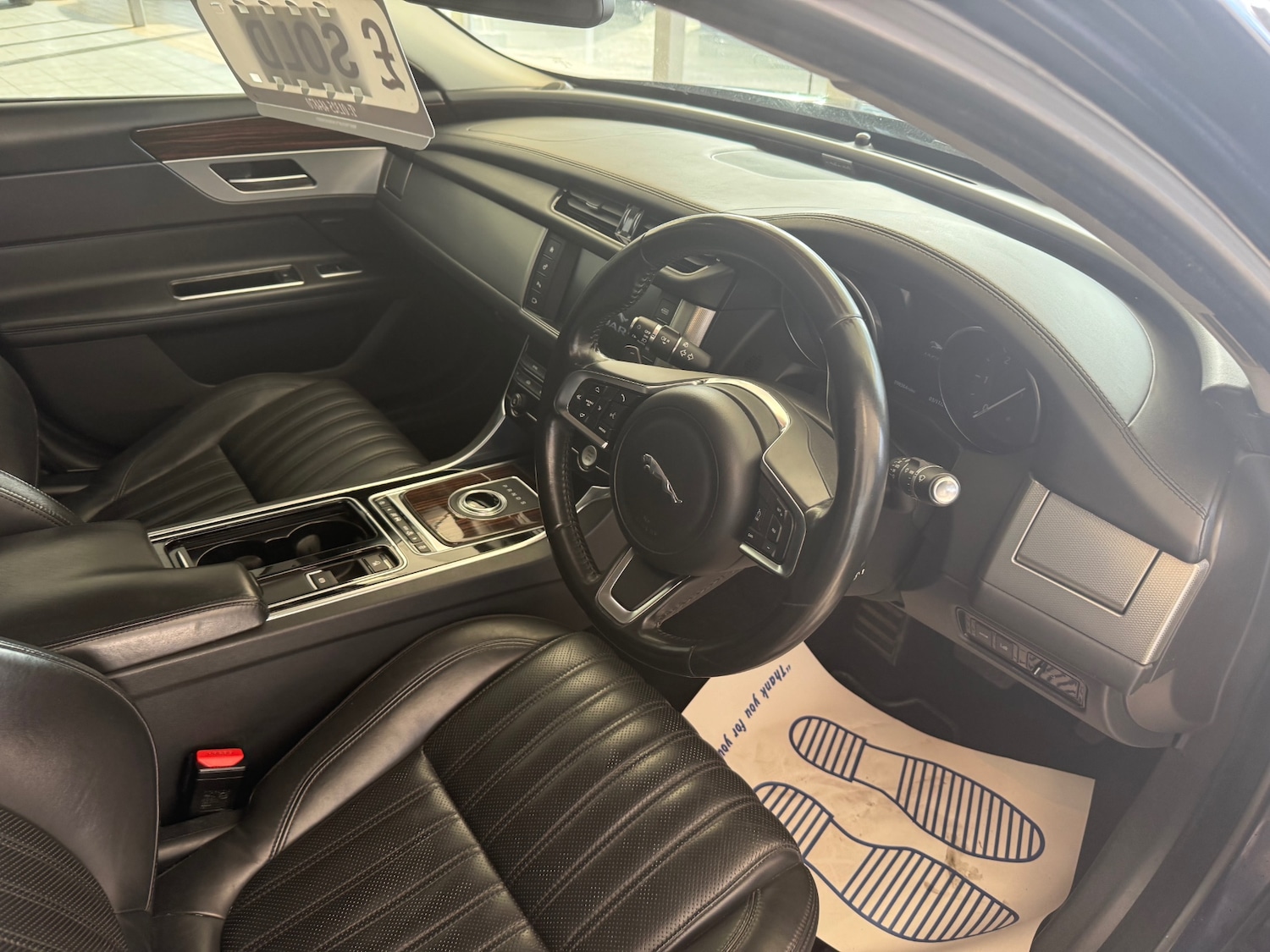 Used Jaguar XF 2017 for sale - 77829904: Photo 27