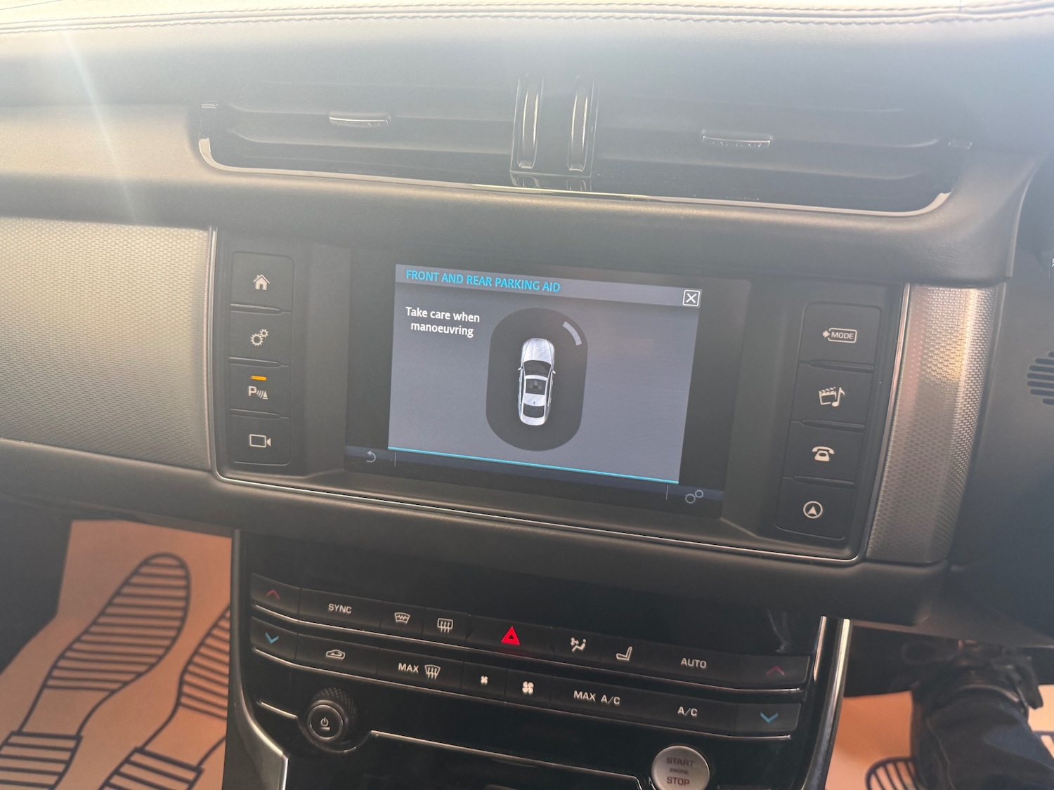 Used Jaguar XF 2017 for sale - 77829904: Photo 31