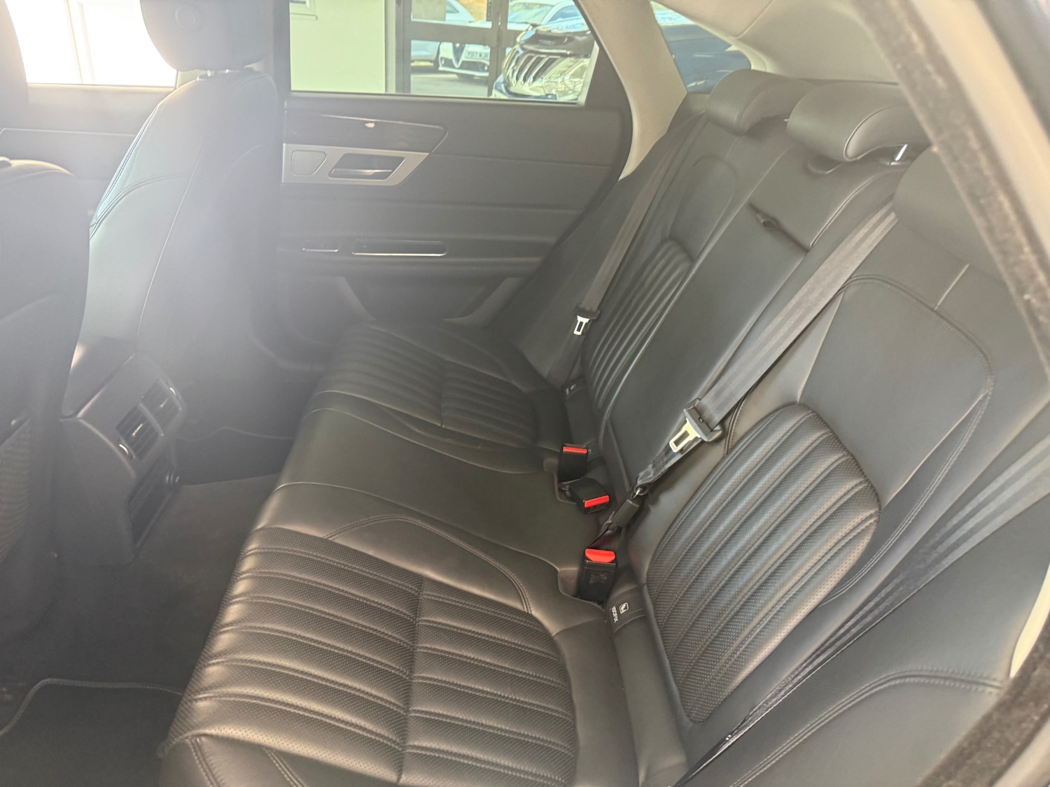 Used Jaguar XF 2017 for sale - 77829904: Photo 37