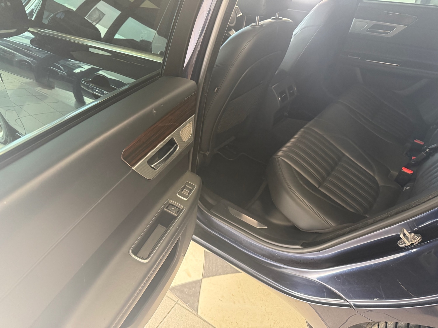 Used Jaguar XF 2017 for sale - 77829904: Photo 39