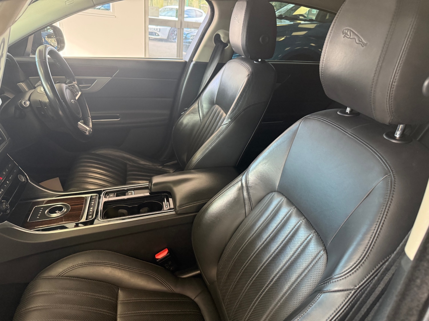 Used Jaguar XF 2017 for sale - 77829904: Photo 43