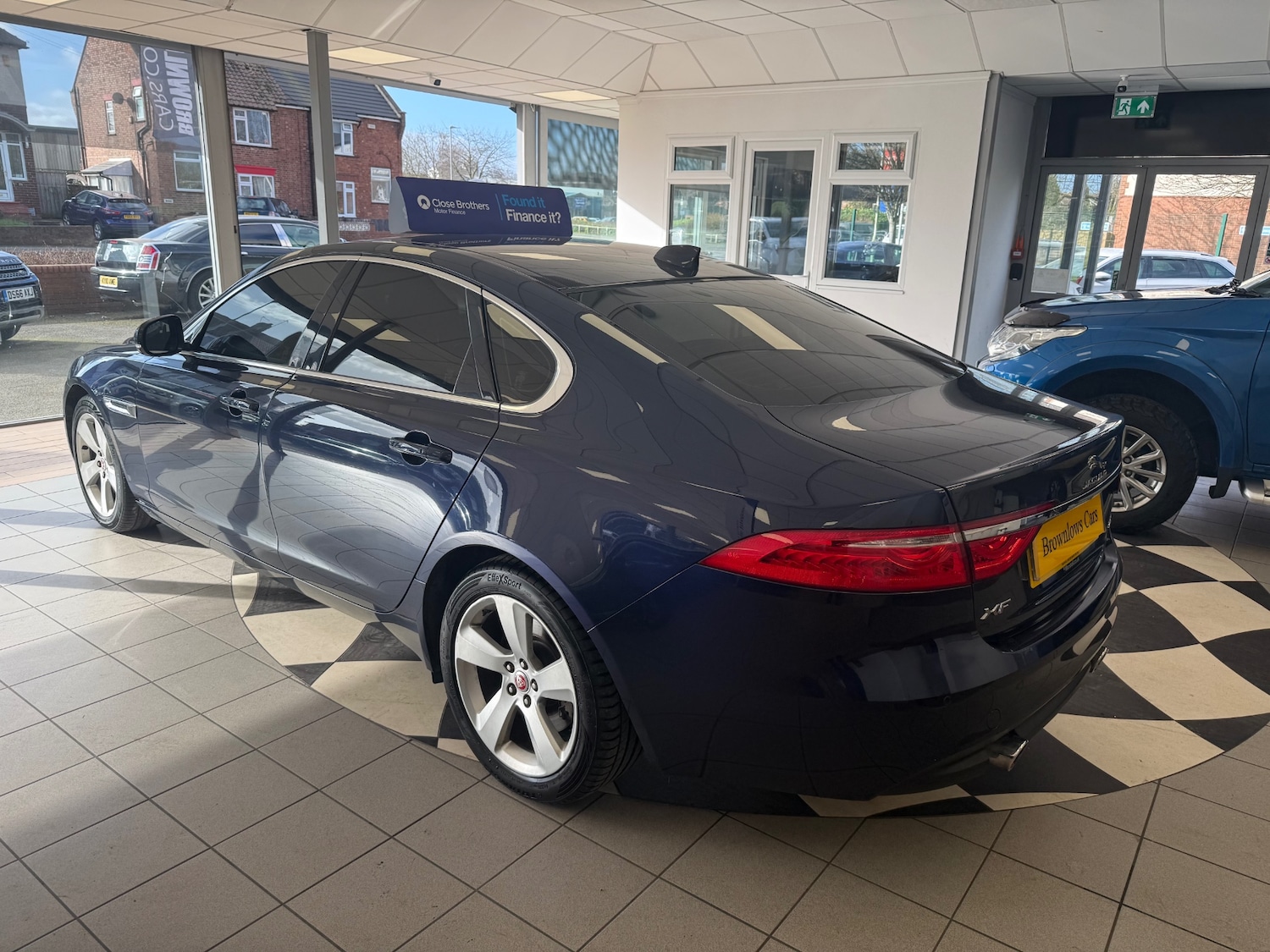 Used Jaguar XF 2017 for sale - 77829904: Photo 8