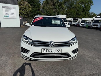 Used Volkswagen Touareg 2017 for sale - 79342584: Photo