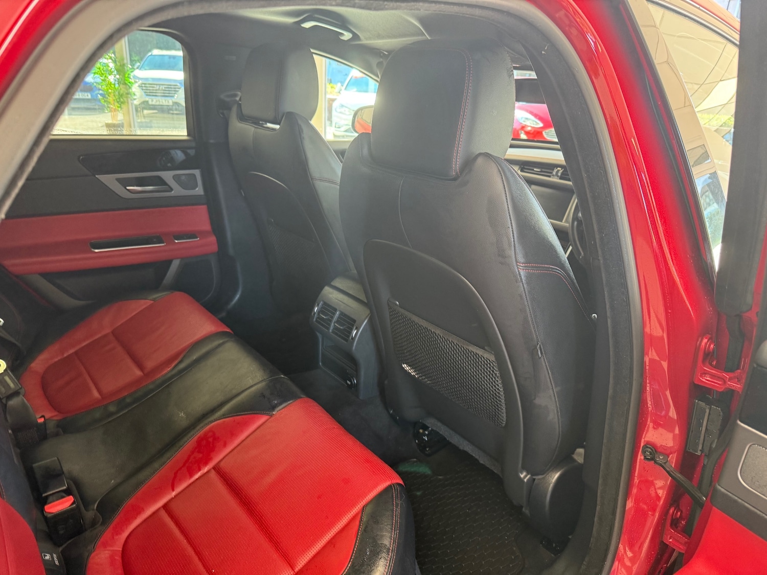 Used Jaguar XF 2017 for sale - 76100951: Photo 30