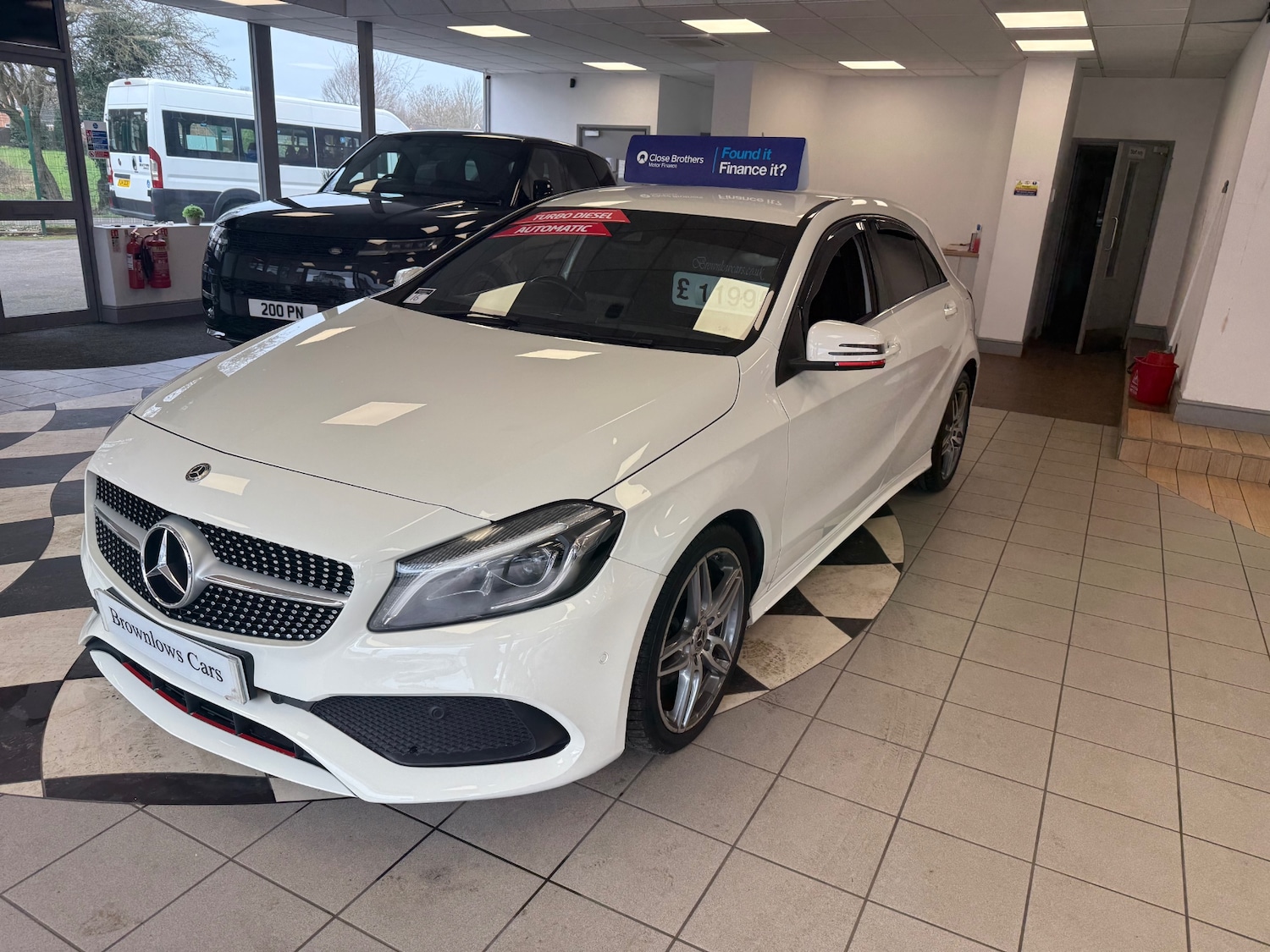 Used Mercedes-Benz A-Class 2018 for sale - 77687772: Photo 3