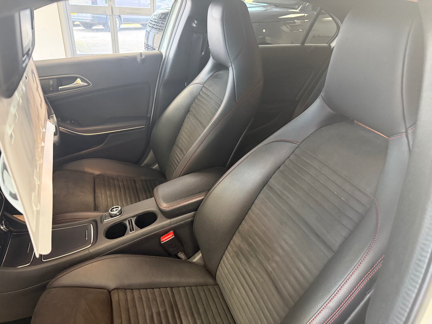 Used Mercedes-Benz A-Class 2018 for sale - 77687772: Photo 42